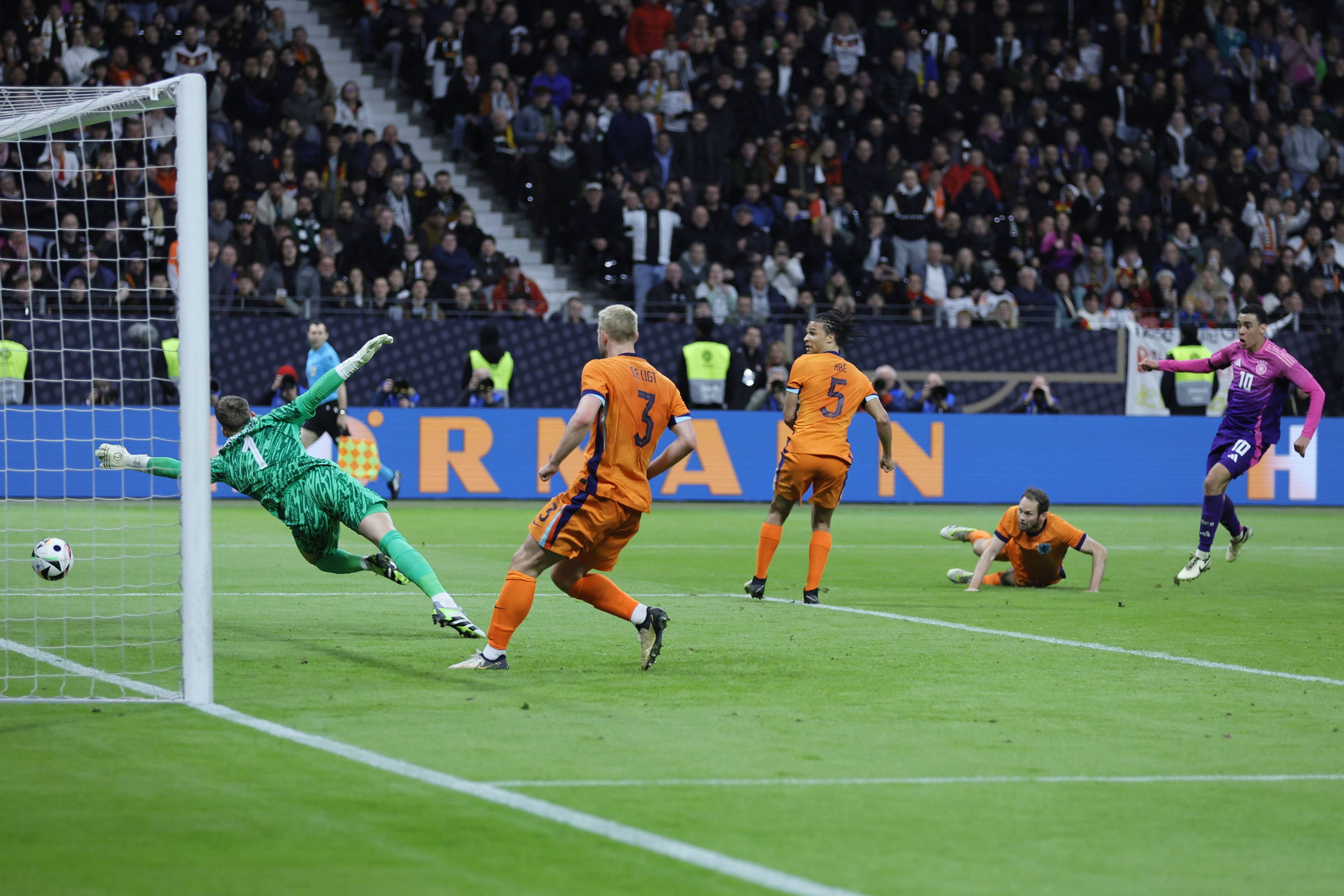 台赛上的关 台赛上的关