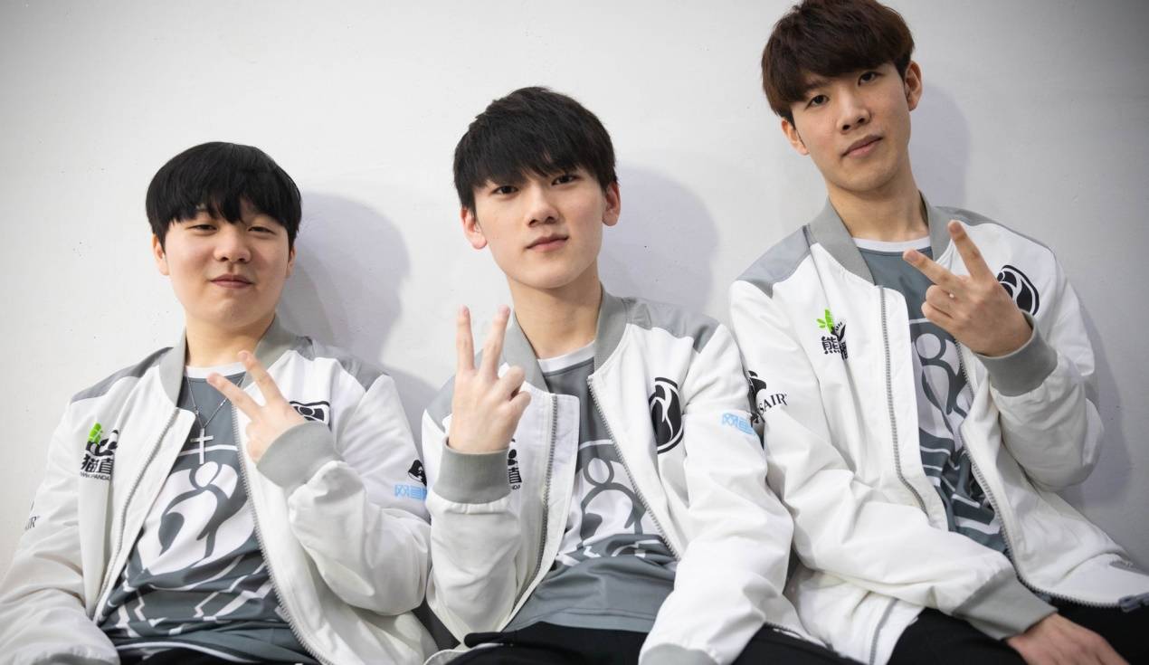 他的高速突 他的高速突