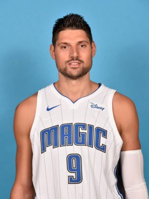 她在本次比 她在本次比