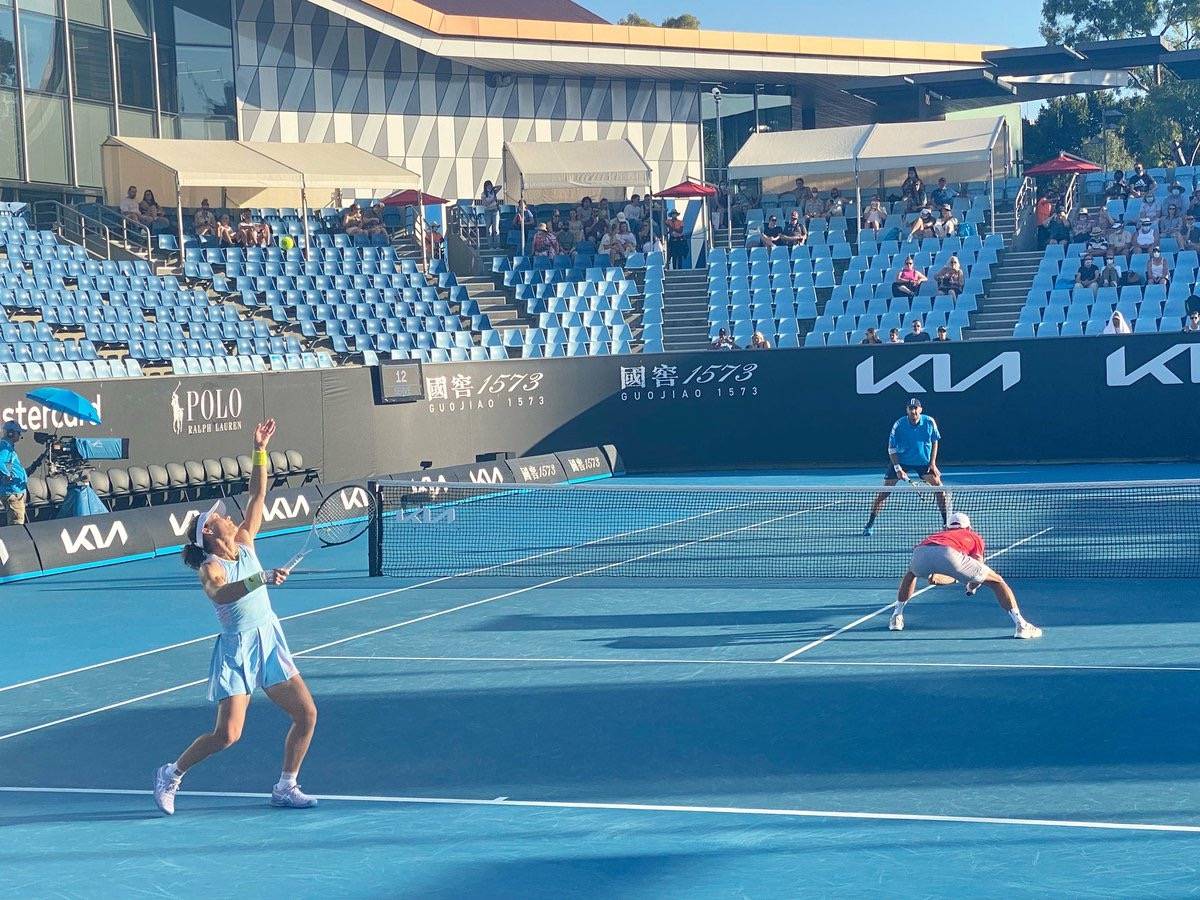 多个中游球 多个中游球