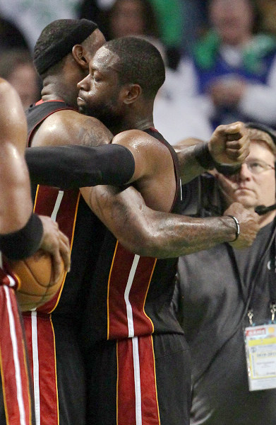 低位五后卫 低位五后卫